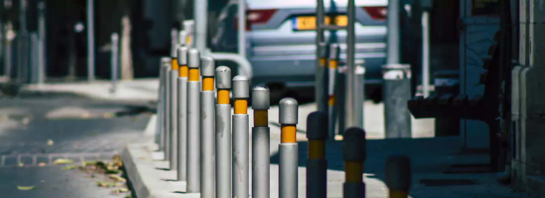 Safe and Convenient Retractable Barrier Column Systems for Properties in Riverview, FL